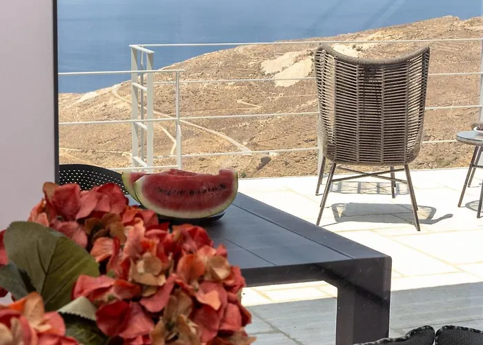 Tinian Sunset וילה Istérnia