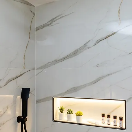 Tinian Sunset Υστέρνια