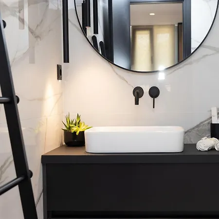 Tinian Sunset * Υστέρνια